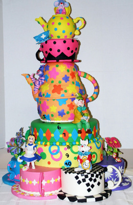 Alice Wonderland Birthday Party Ideas on Alice In Wonderland Birthday Cake   Walah  Walah